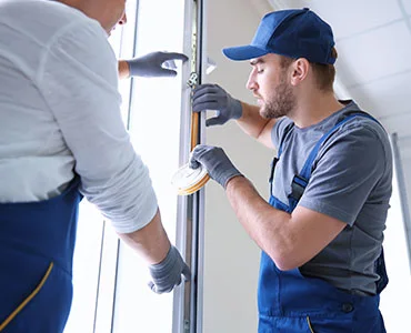 glass repair experts in Estero, FL