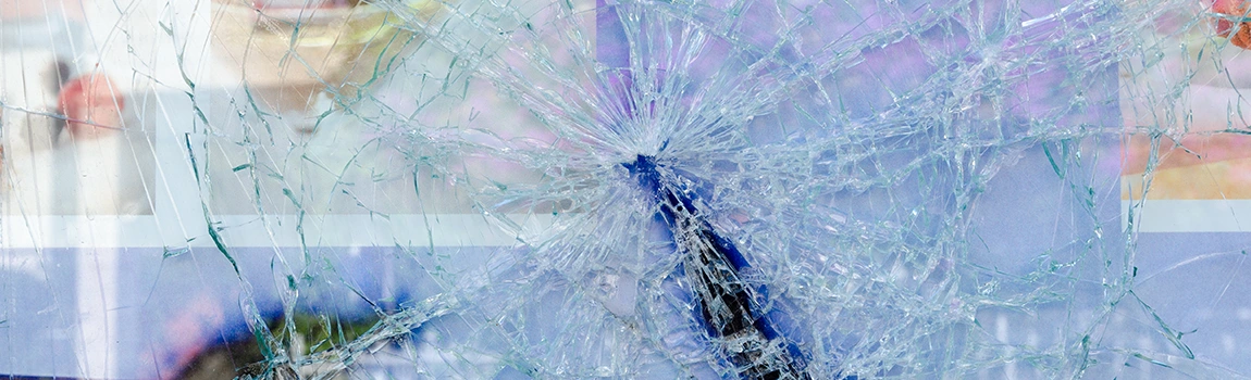 Window Broken Glass Repair in Estero, FL